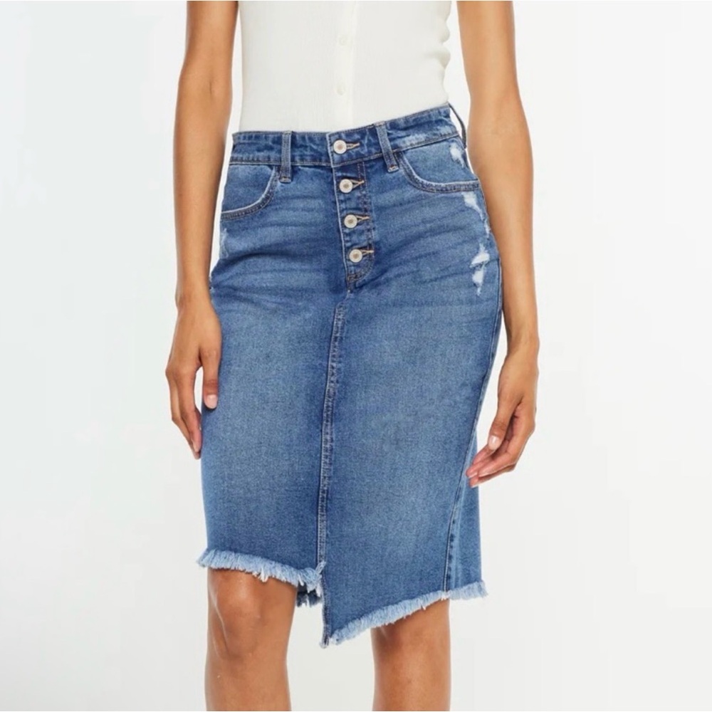 KanCan Women’s Asymmetrical Hem Frayed Hem
Blue Denim Skirt Size S